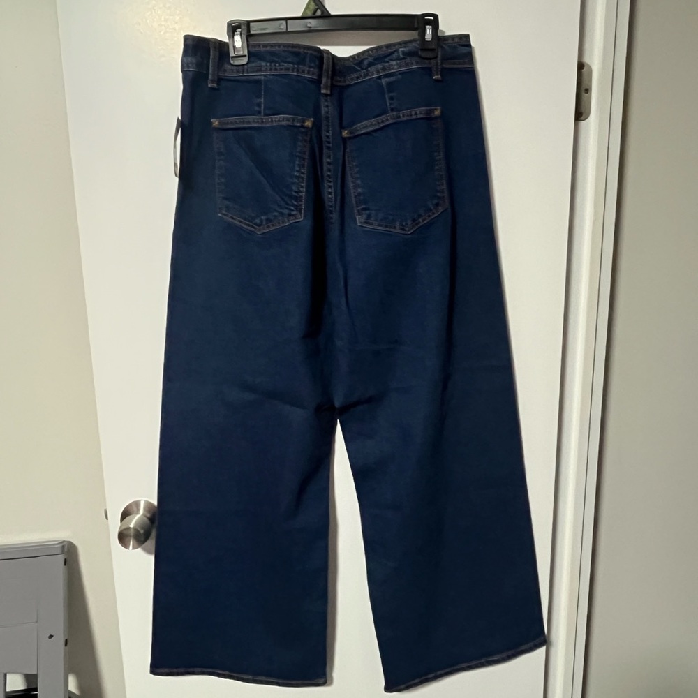 Universal Thread Women’s High Rise Sailor Wide Leg Jeans in Dark Blue - Picture 4 of 4